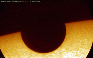 Venus besando al Sol