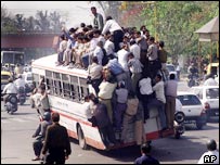 _39975290_indianbus203ap.jpg