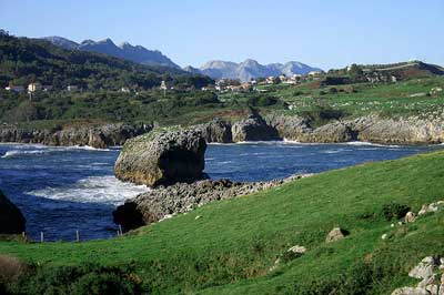 pendueles_asturias.jpg