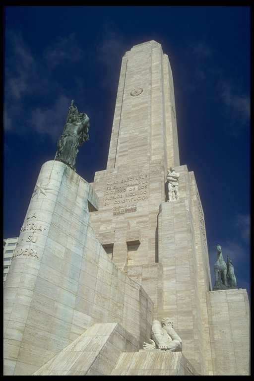 Monumento a la Bandera.jpg