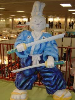 usagiestatua.jpg