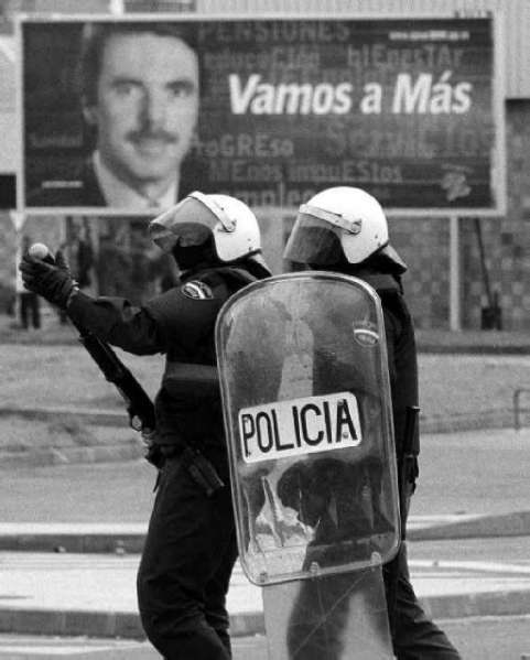 AZNAR.jpg
