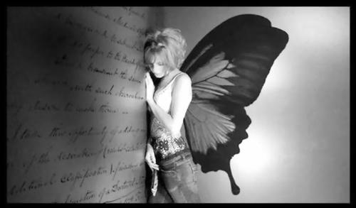 mariposamujer.jpg