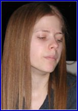 http://www.zonalibre.org/blog/nivonog/archives/avril_lavigne_no_makeup_02.jpg