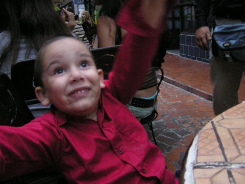 AunBailaba.JPG