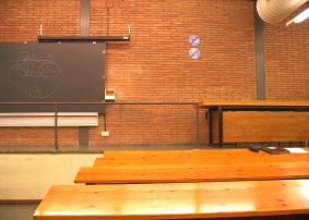 clas02.jpg