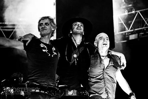sodastereo_sab20oct2007_bsas.jpg