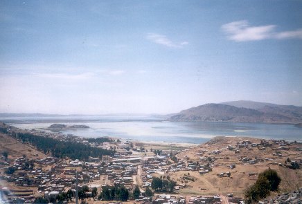 vista_titicaca_desde_puno-peq.jpg