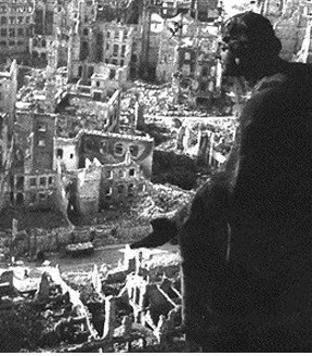 Dresden, 1945